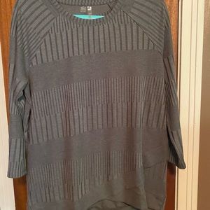 Light weight gray sweater.